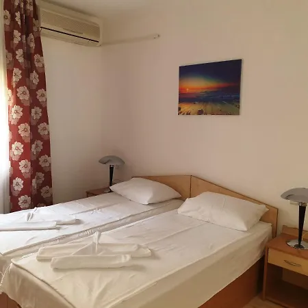 Dolce Complex アパートホテル 3*