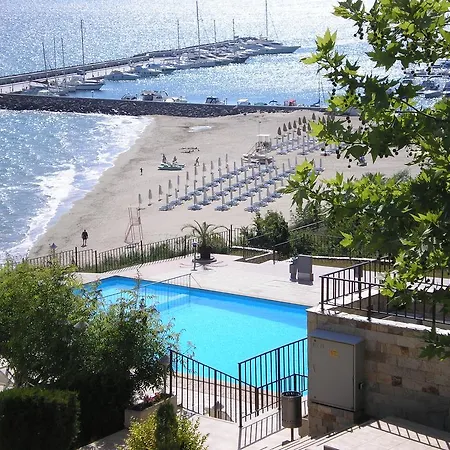 Apartmanhotel Dolce Complex 3*
