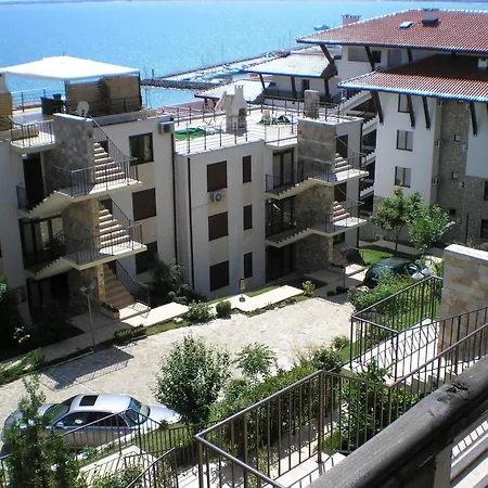 Ξενοδοχείο με διαμερίσματα Dolce Complex 3*