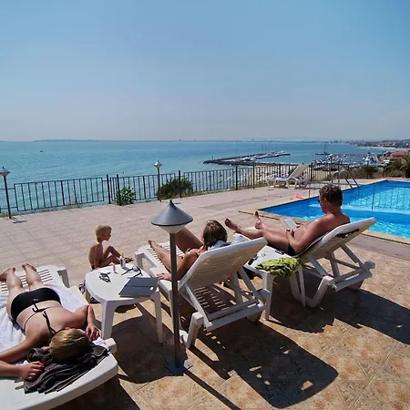 Dolce Vita Apart Complex 3*