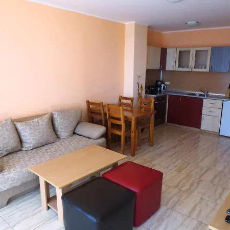 Dolce Complex Ξενοδοχείο με διαμερίσματα 3*